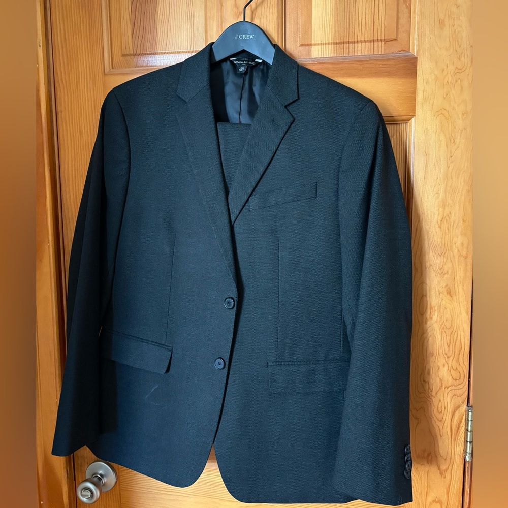 Banana Republic Men's Black Suit